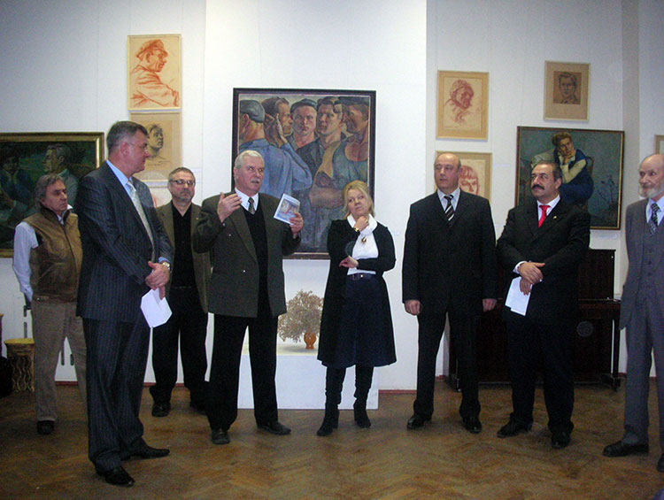 Выставка в галерее на Песчаной в 2005 г